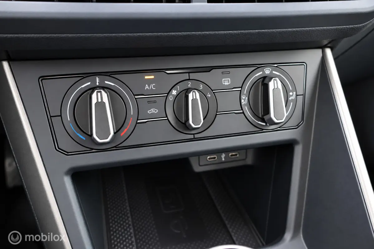 1.0 TSI Comfortline | Carplay | Camera | CC
