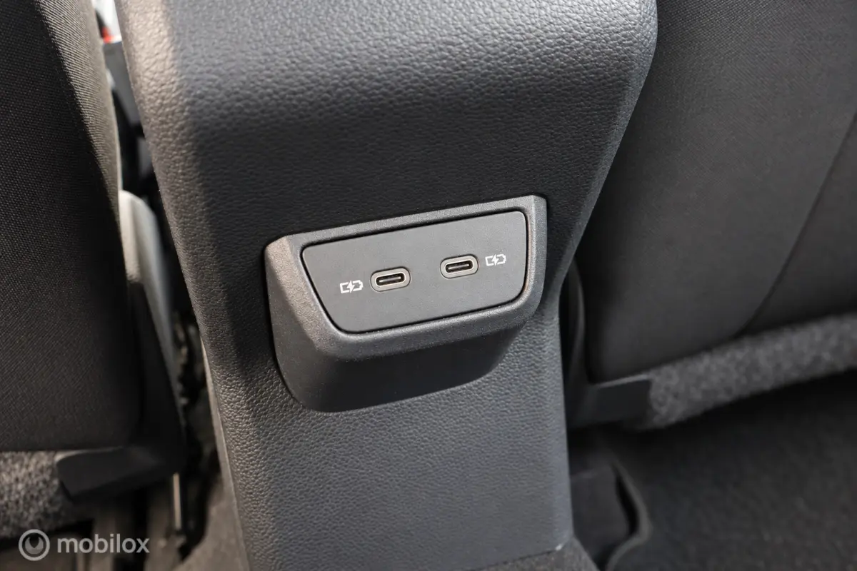 1.0 TSI Comfortline | Carplay | Camera | CC