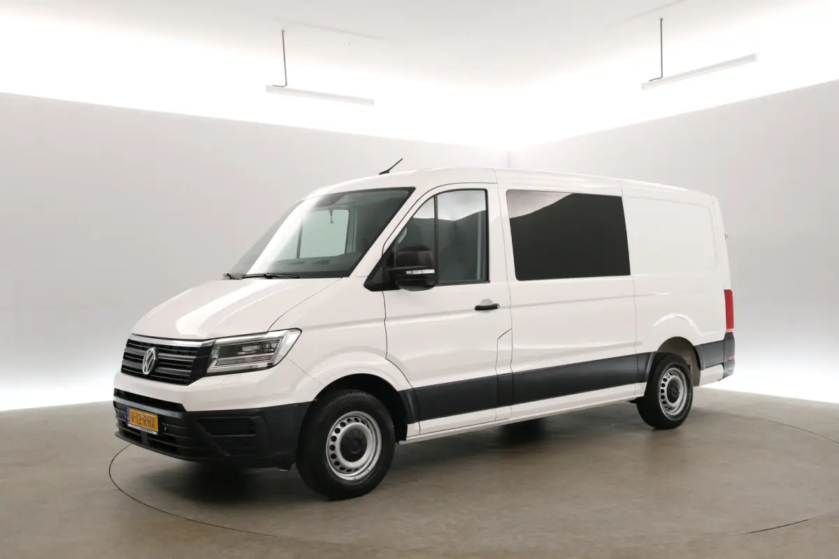 2.0 TDI 140PK L3H2 | DC | 6 Zits | 3000KG Trekgew. | Airco | Camera | Cruise | Carplay | Parkeersens.