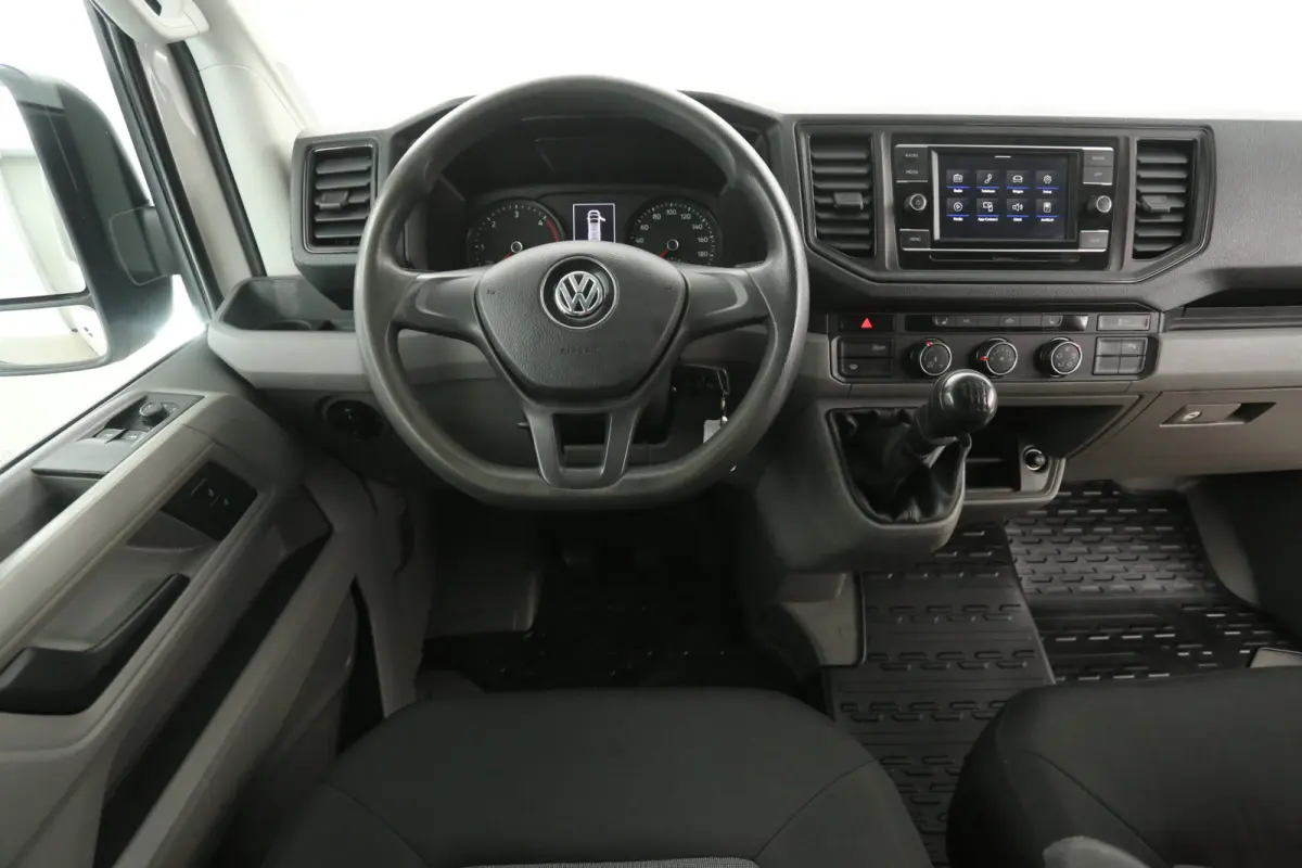 2.0 TDI 140PK L3H2 | DC | 6 Zits | 3000KG Trekgew. | Airco | Camera | Cruise | Carplay | Parkeersens.