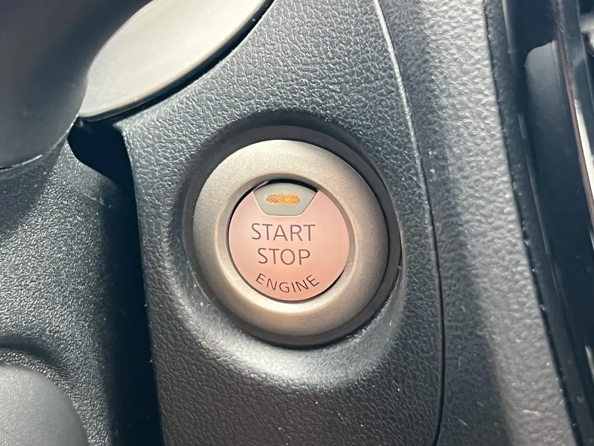 1.2 DIG-T S/S Tekna navi / blind spot / clima / 17"/ keyless