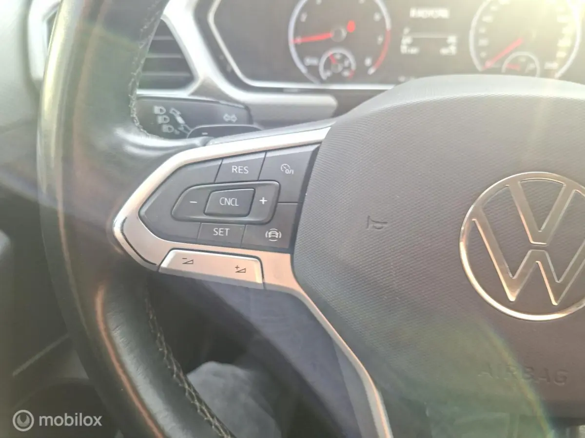 1.0 TSI MOVE AUTOMAAT