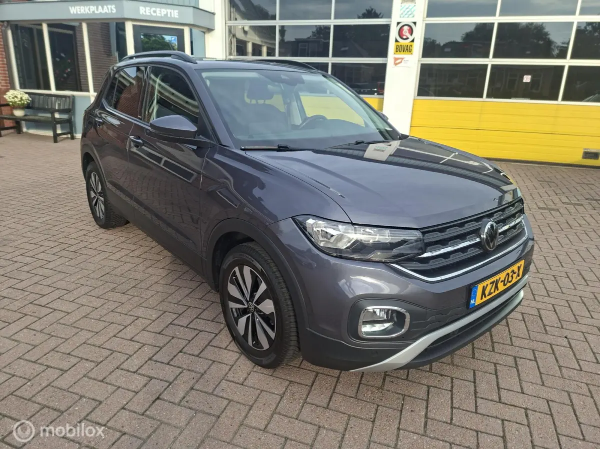 1.0 TSI MOVE AUTOMAAT