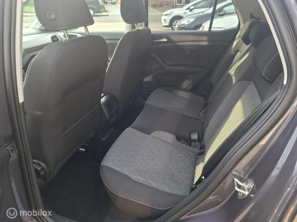 1.0 TSI MOVE AUTOMAAT