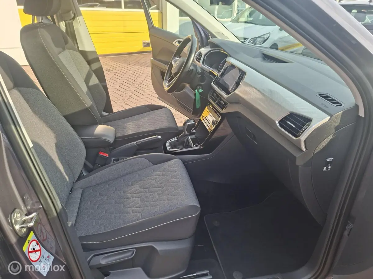 1.0 TSI MOVE AUTOMAAT