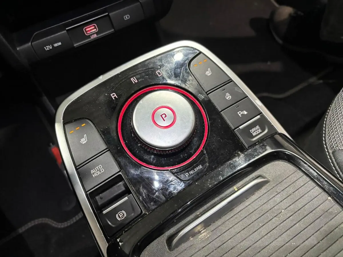 DynamicPlusLine 64 kWh | SOH 99.9% | Schuifdak | Carplay | Stoelverwarming