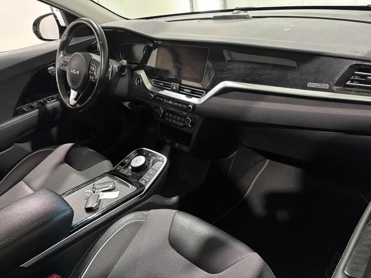 DynamicPlusLine 64 kWh | SOH 99.9% | Schuifdak | Carplay | Stoelverwarming