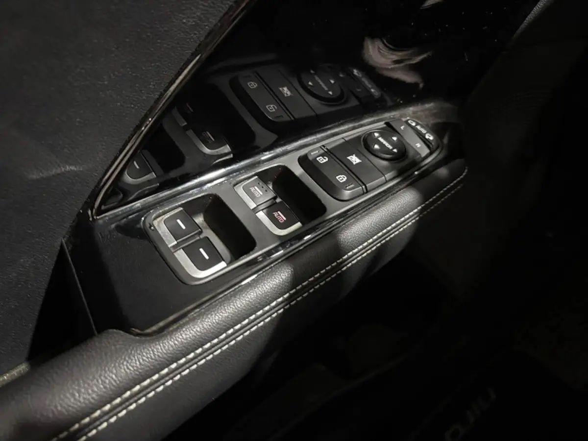 DynamicPlusLine 64 kWh | SOH 99.9% | Schuifdak | Carplay | Stoelverwarming