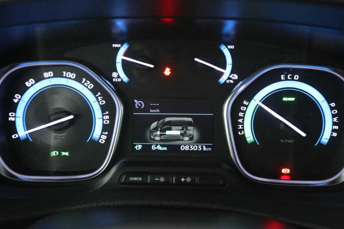 75 kWh Long Range L2H1 | Snelladen | SOH 91% | Airco | Cruise | 3 Zits | Trekhaak | Carplay | Parkeersens.