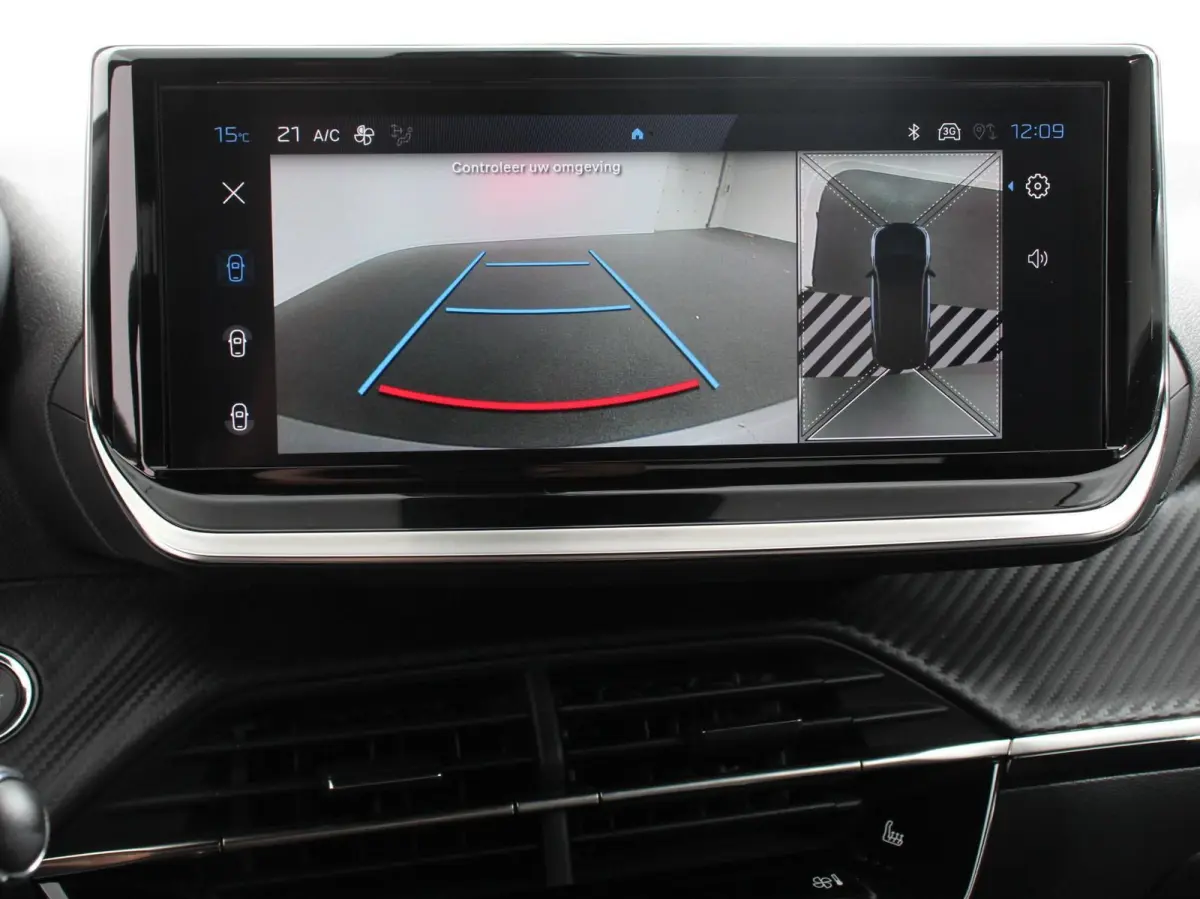 1.2 PureTech 130pk Automaat Allure Navigatie Apple Carplay/Android Auto 360 camera Parkeersensoren Blind Spot Assist Adaptive Cruise Control Stoelverwarming Getinte ramen Climate Control