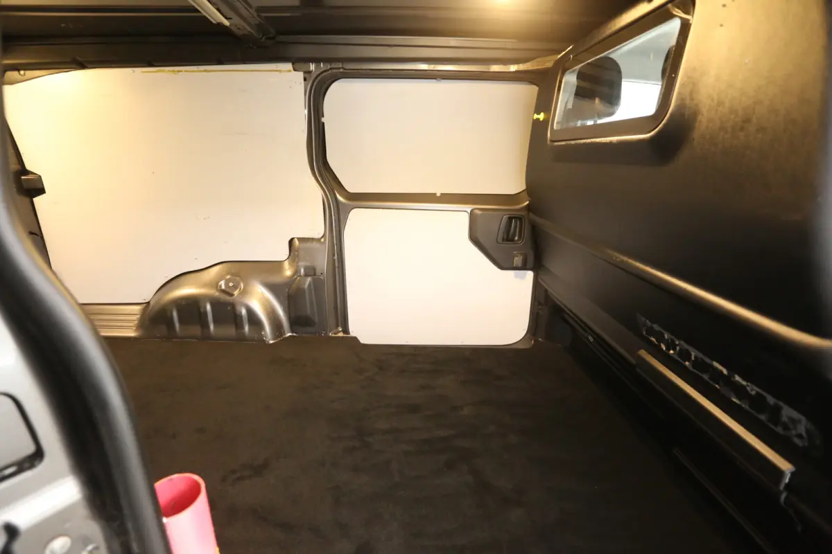 2.0D L3H1 | Automaat | Airco | Camera | Cruise | 3 Zits | Carplay | Trekhaak | 2xSchuifdeur