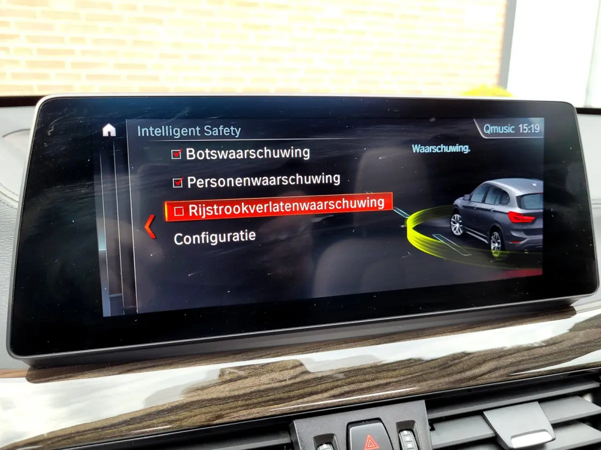 XDrive25e M-sport, Pano, ACC, HUD, Cam, Trekhaak, HiFi, Keyless