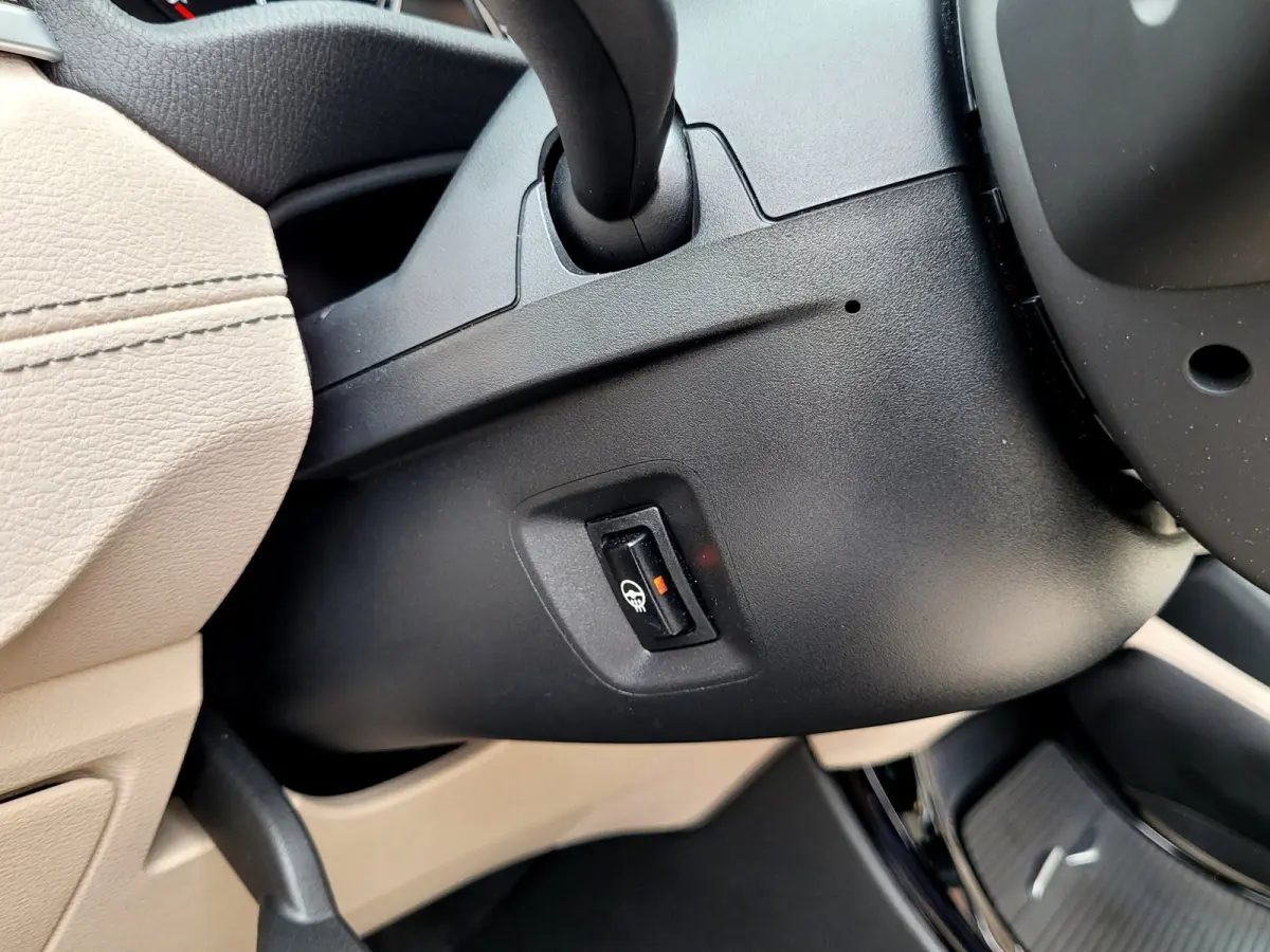 XDrive25e M-sport, Pano, ACC, HUD, Cam, Trekhaak, HiFi, Keyless