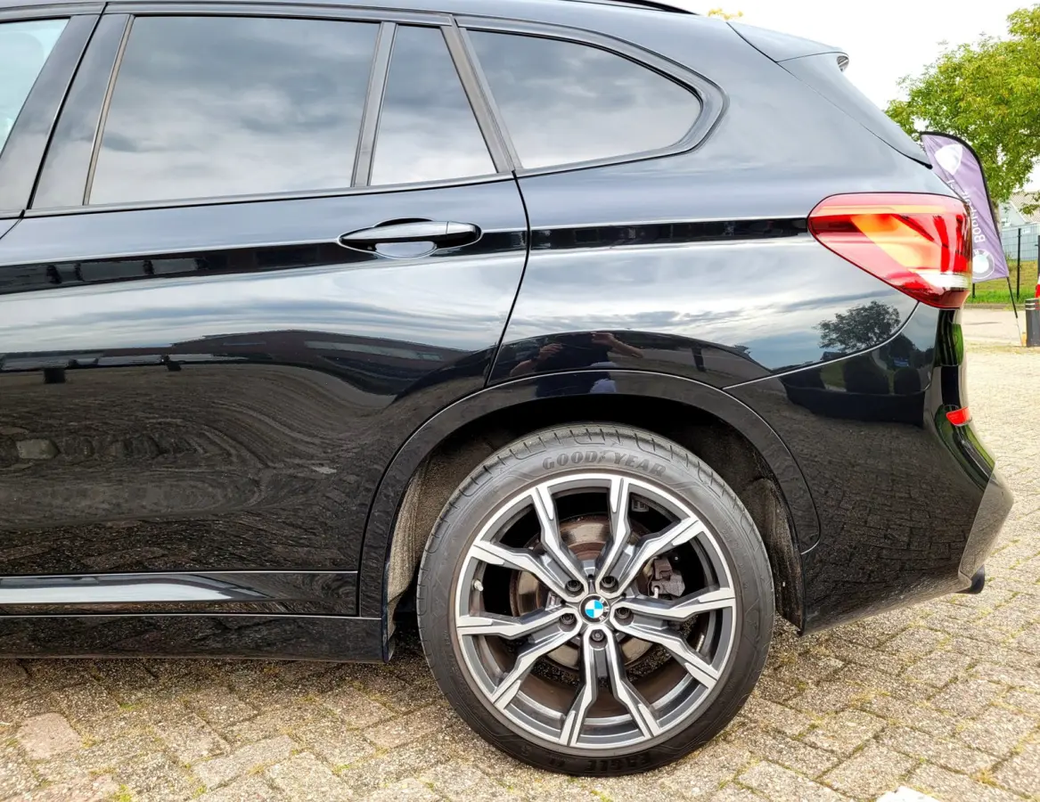 XDrive25e M-sport, Pano, ACC, HUD, Cam, Trekhaak, HiFi, Keyless