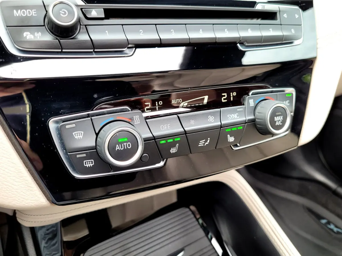XDrive25e M-sport, Pano, ACC, HUD, Cam, Trekhaak, HiFi, Keyless
