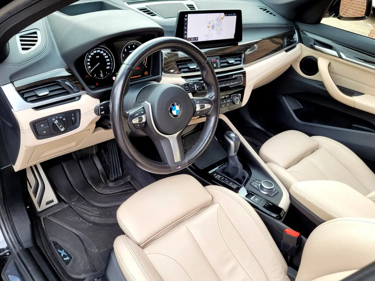 XDrive25e M-sport, Pano, ACC, HUD, Cam, Trekhaak, HiFi, Keyless