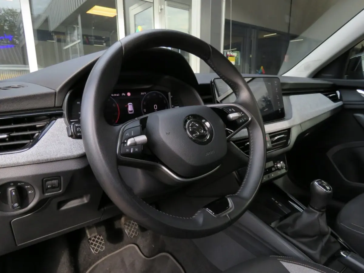 1.0 TSI 115pk BNS. EDITION / Clima / Navi / BOVAG garantie