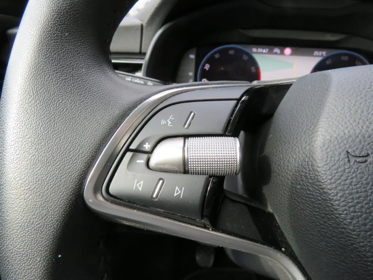 1.0 TSI 115pk BNS. EDITION / Clima / Navi / BOVAG garantie