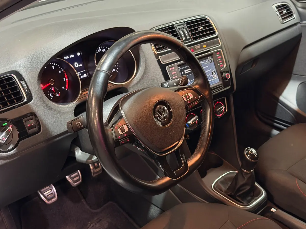 1.2 TSI Comfortline Business R 2E-EIG!/NAVI/CRUISE/CARPLAY/PDC/5-DEURS/TREKHAAK/APK-TOT-08-2027