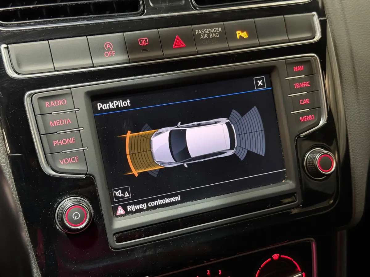 1.2 TSI Comfortline Business R 2E-EIG!/NAVI/CRUISE/CARPLAY/PDC/5-DEURS/TREKHAAK/APK-TOT-08-2027