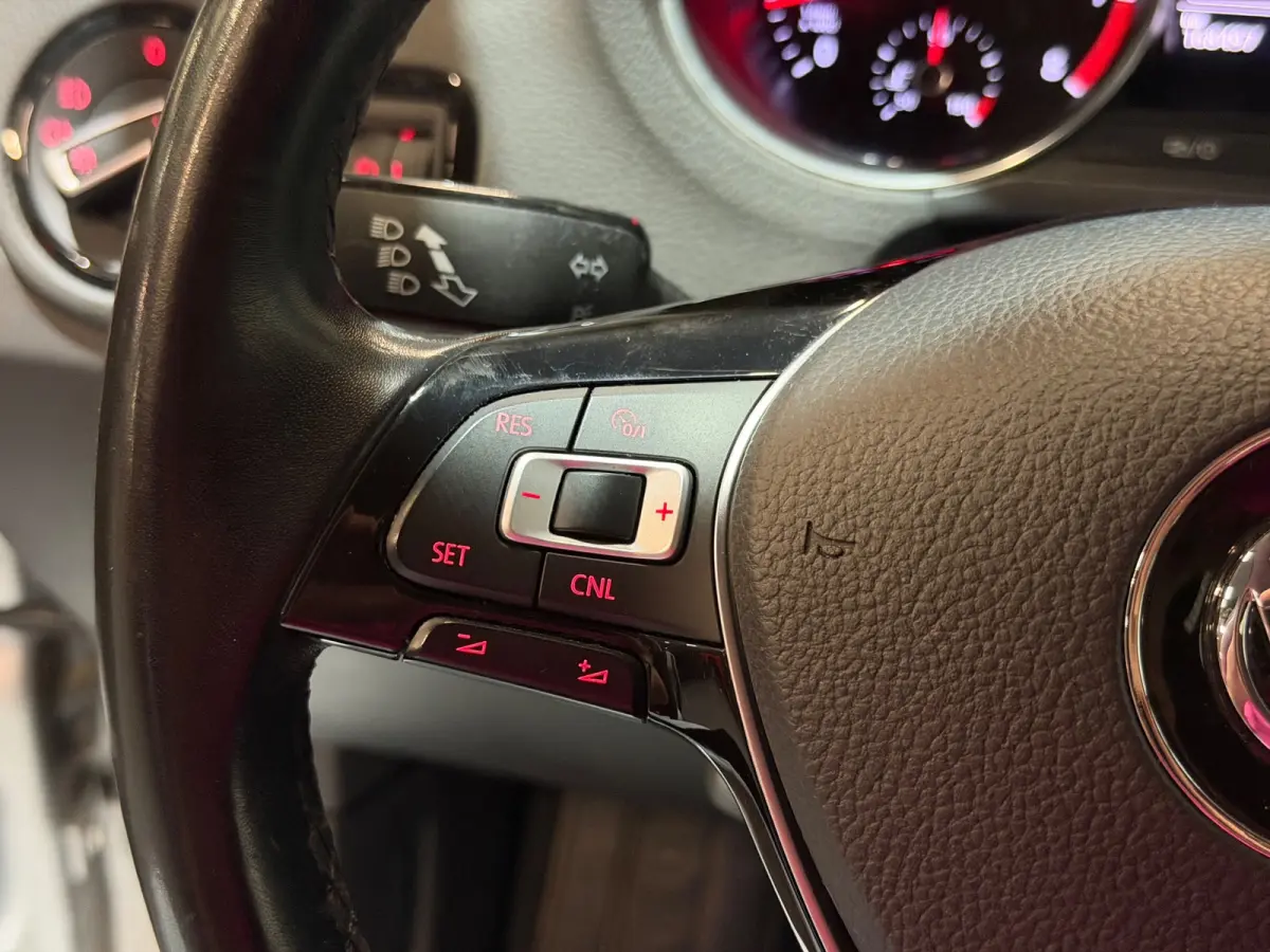 1.2 TSI Comfortline Business R 2E-EIG!/NAVI/CRUISE/CARPLAY/PDC/5-DEURS/TREKHAAK/APK-TOT-08-2027
