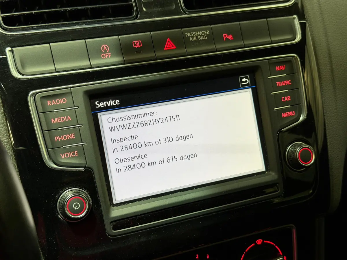 1.2 TSI Comfortline Business R 2E-EIG!/NAVI/CRUISE/CARPLAY/PDC/5-DEURS/TREKHAAK/APK-TOT-08-2027