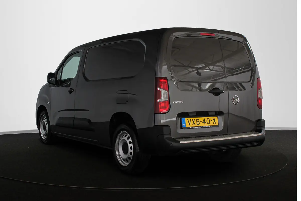 1.5D L2H1 Standaard Navigatie Camera Apple CarPlay Airco