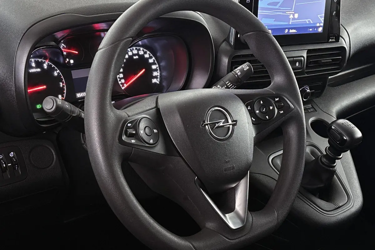 1.5D L2H1 Standaard Navigatie Camera Apple CarPlay Airco