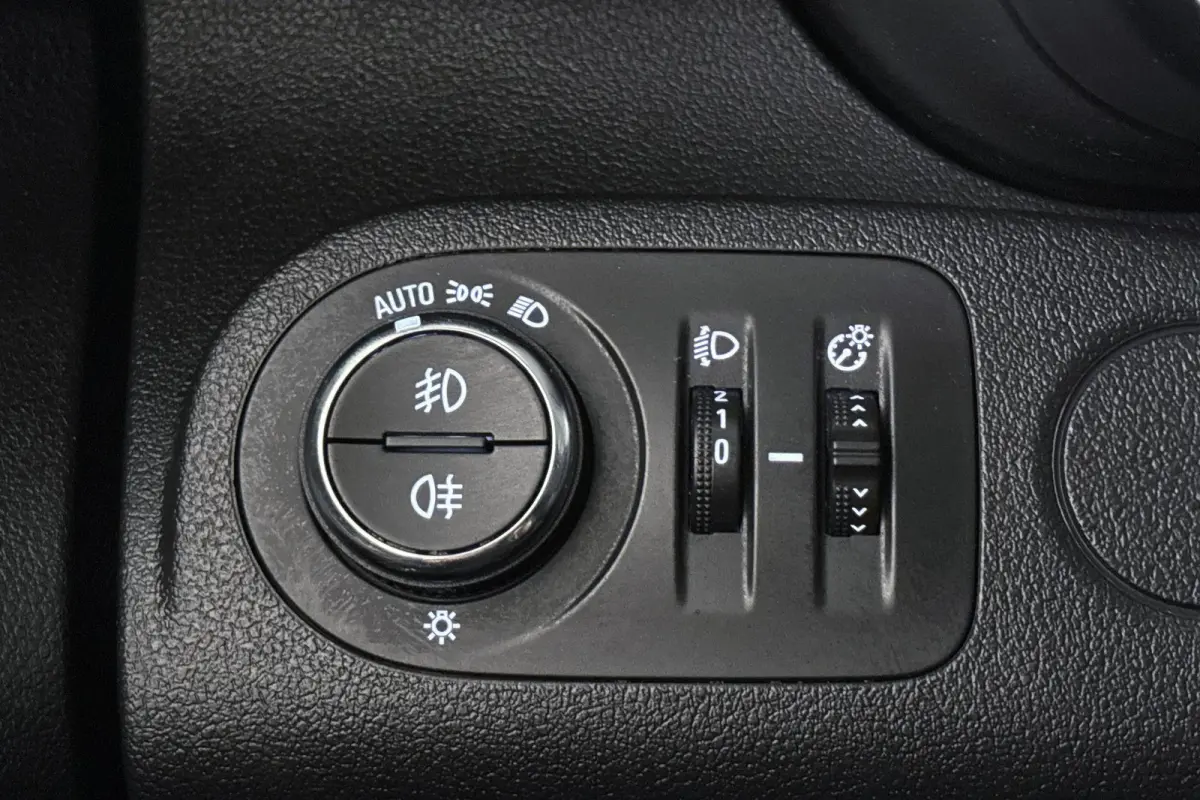 1.5D L2H1 Standaard Navigatie Camera Apple CarPlay Airco
