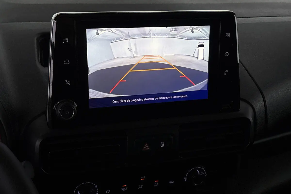 1.5D L2H1 Standaard Navigatie Camera Apple CarPlay Airco