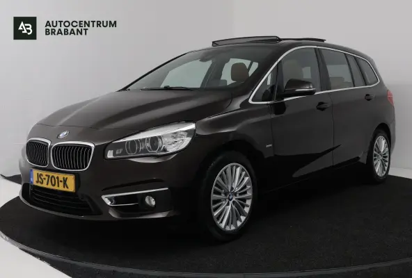 218i Centennial High Executive 7p (TREKHAAK, STOELVERWARMING, ELEKTR STOELEN, HUD-DISPLAY)