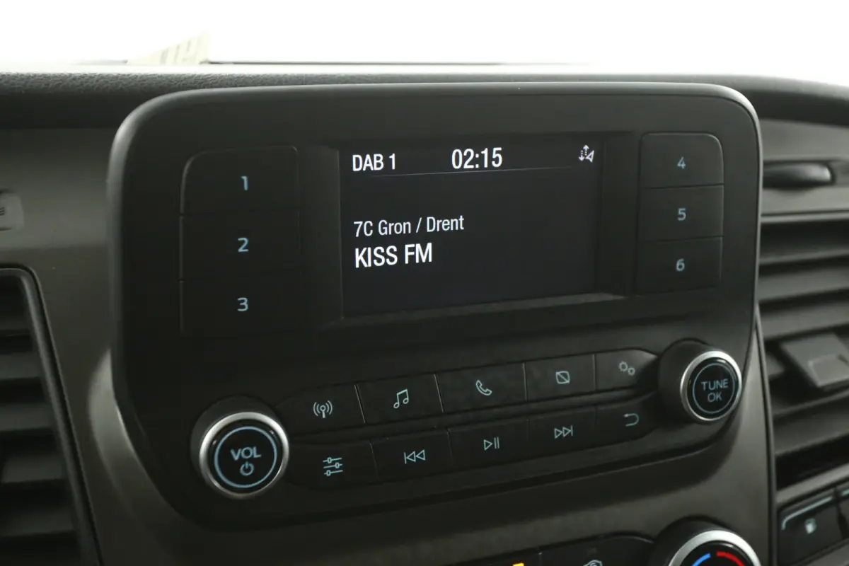 PHEV L1H1 | Automaat | Airco | Cruise | 3 Zits | Parkeersensoren | Stoelverwarming
