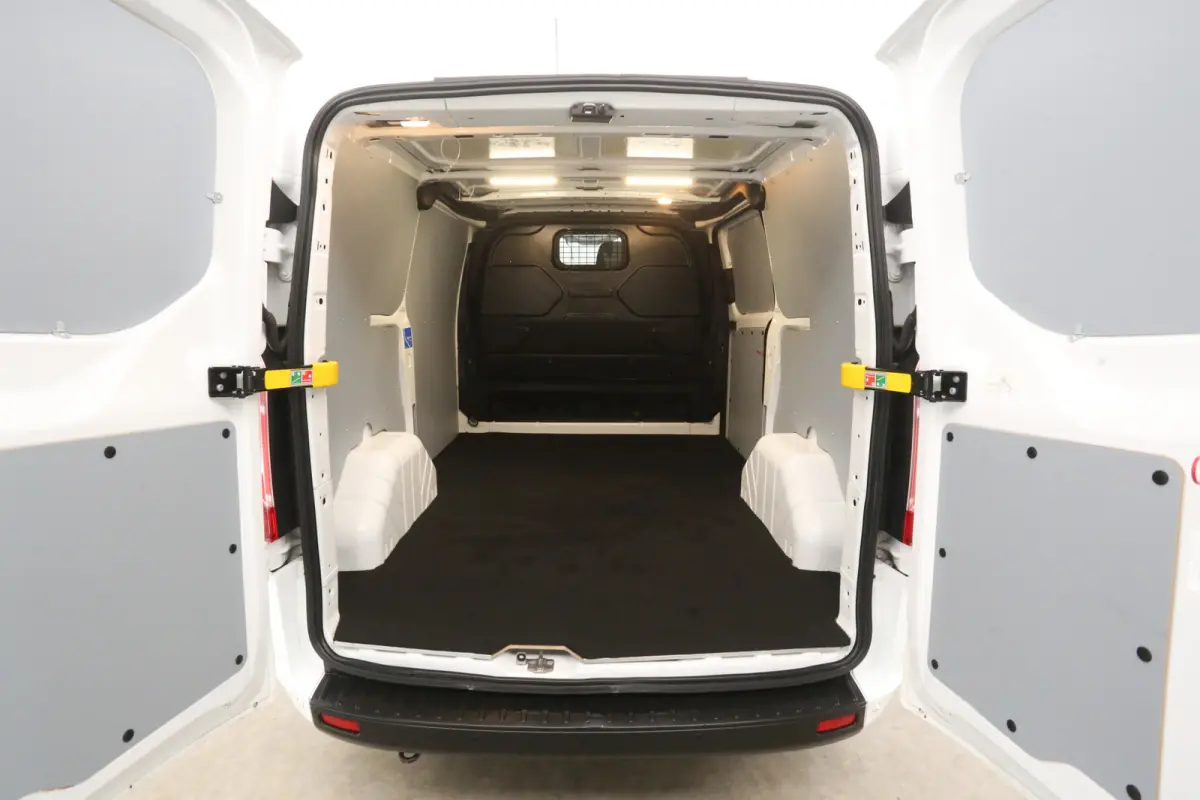 PHEV L1H1 | Automaat | Airco | Cruise | 3 Zits | Parkeersensoren | Stoelverwarming