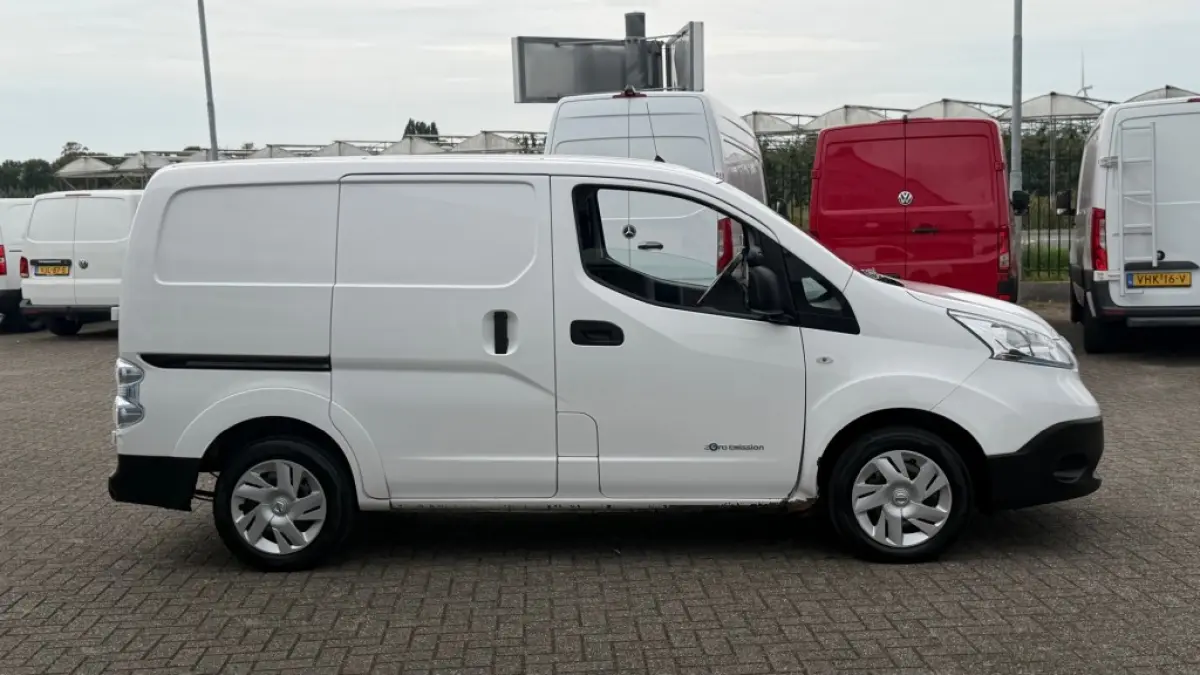 E-nv200 ZERO EMISSIE 40KWH 80KW 120PK AIRCO/ NAVIGATIE/ CRUISE CONTROL/ CAMERA/ IMPERIAAL/ 100% DEALERONDERHOUDEN