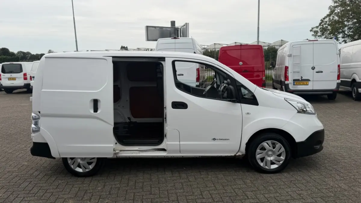 E-nv200 ZERO EMISSIE 40KWH 80KW 120PK AIRCO/ NAVIGATIE/ CRUISE CONTROL/ CAMERA/ IMPERIAAL/ 100% DEALERONDERHOUDEN