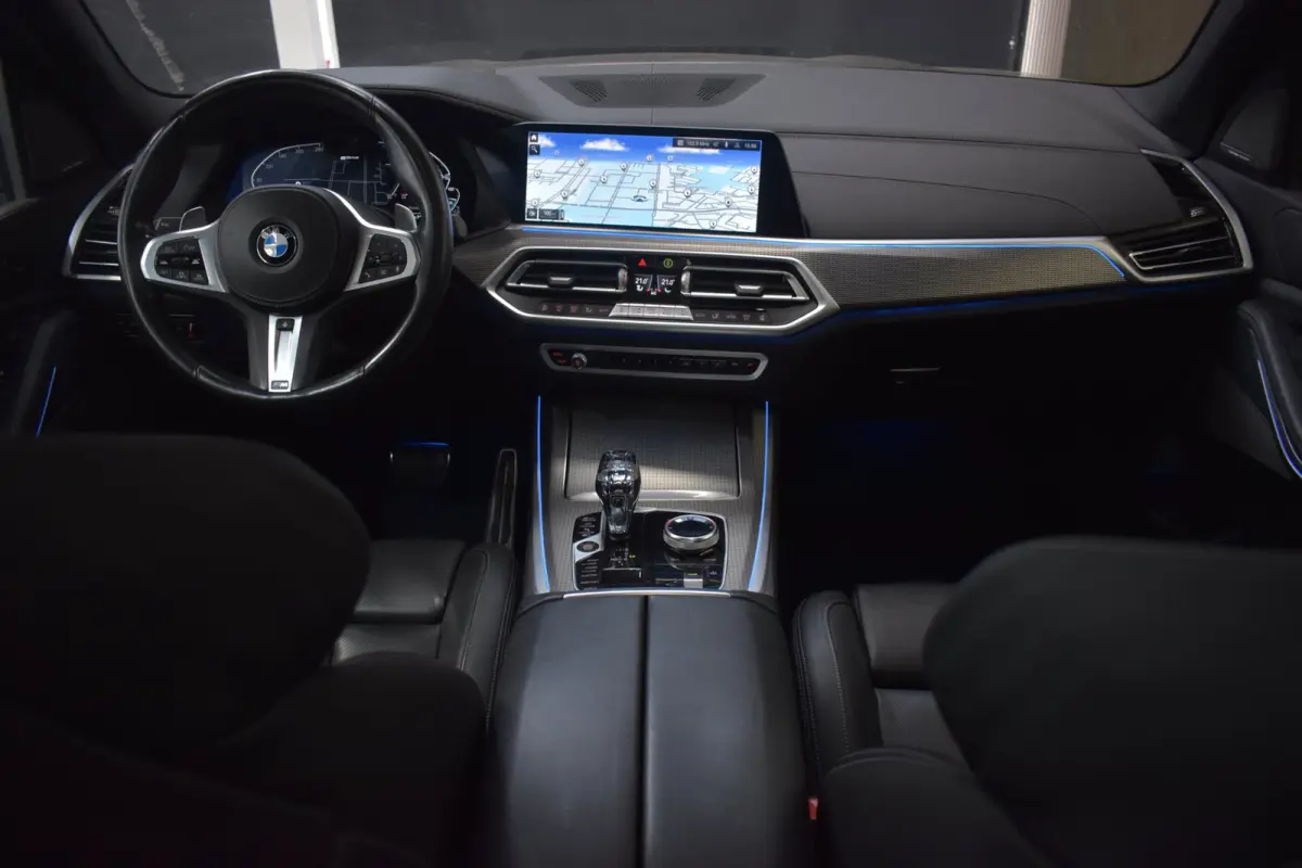 45e M-Sport xDrive 394pk | AKRAPOVIC | M-STOELEN | ACHTERASBESTURING