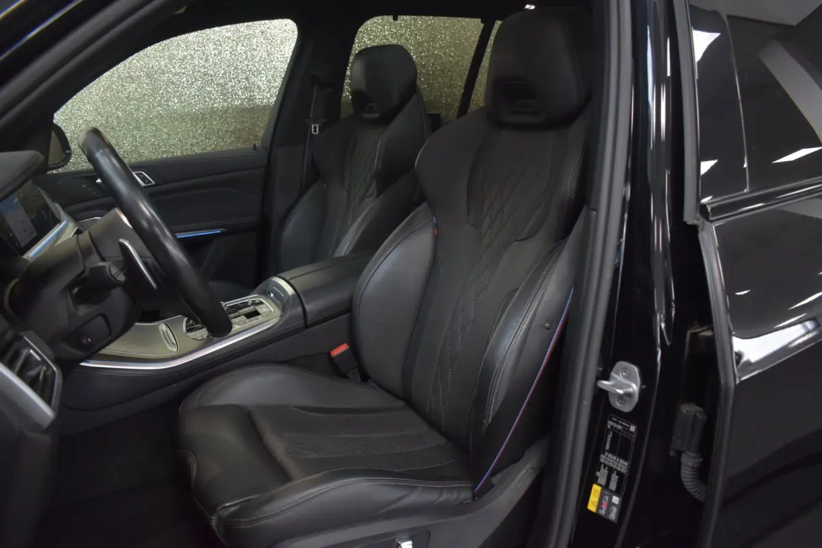 45e M-Sport xDrive 394pk | AKRAPOVIC | M-STOELEN | ACHTERASBESTURING