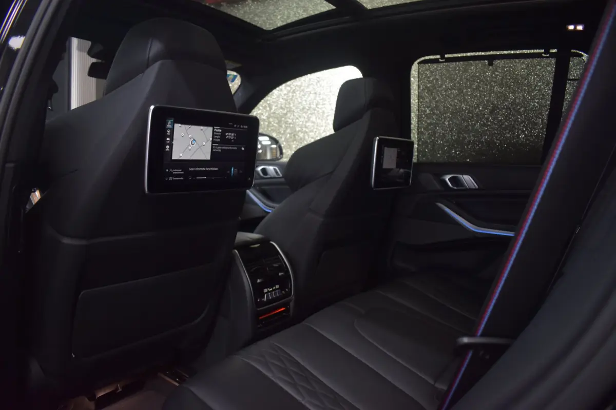 45e M-Sport xDrive 394pk | AKRAPOVIC | M-STOELEN | ACHTERASBESTURING