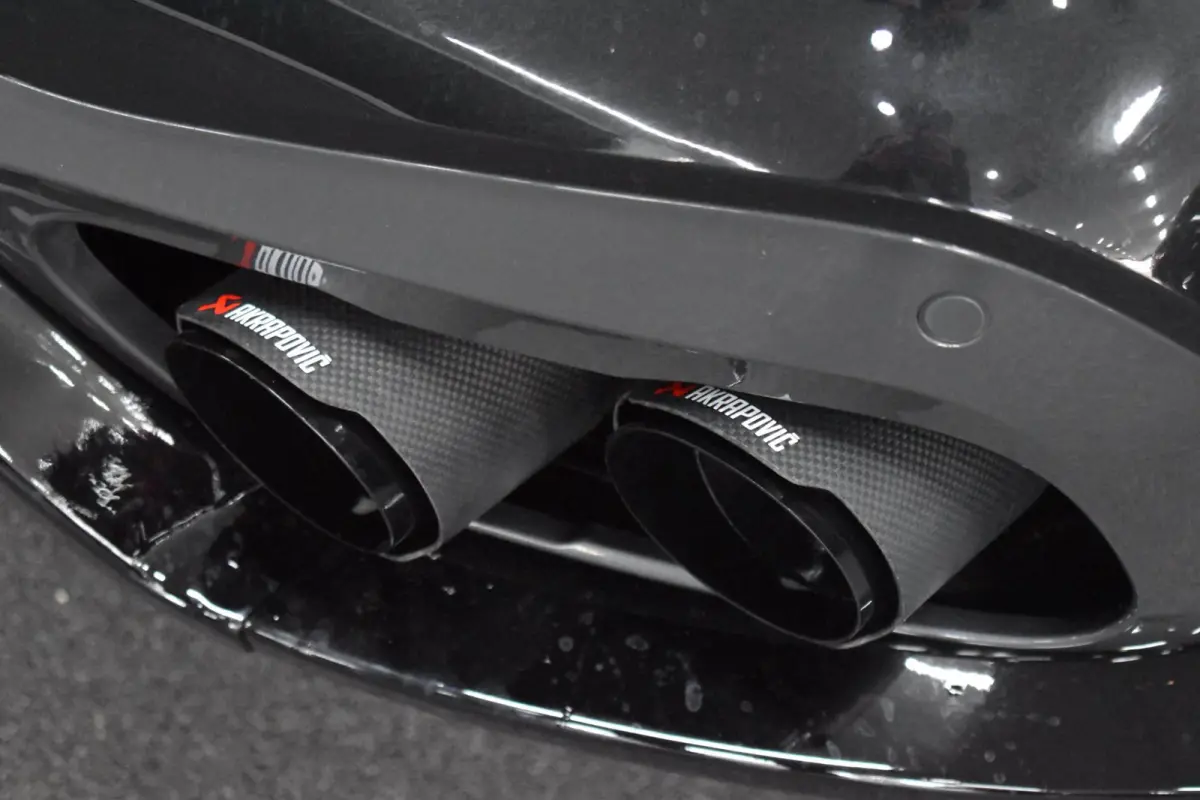 45e M-Sport xDrive 394pk | AKRAPOVIC | M-STOELEN | ACHTERASBESTURING