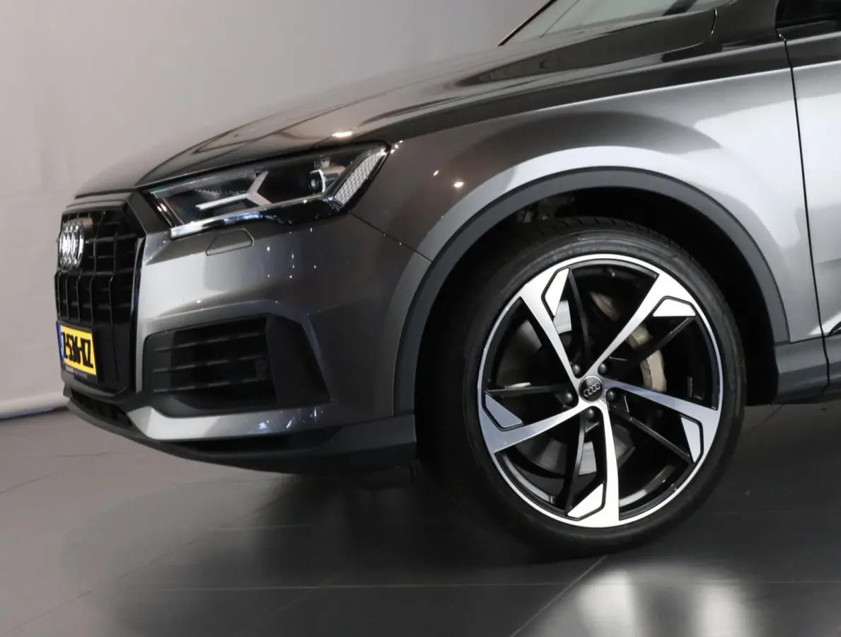 55 TFSI e quattro Pro Line S