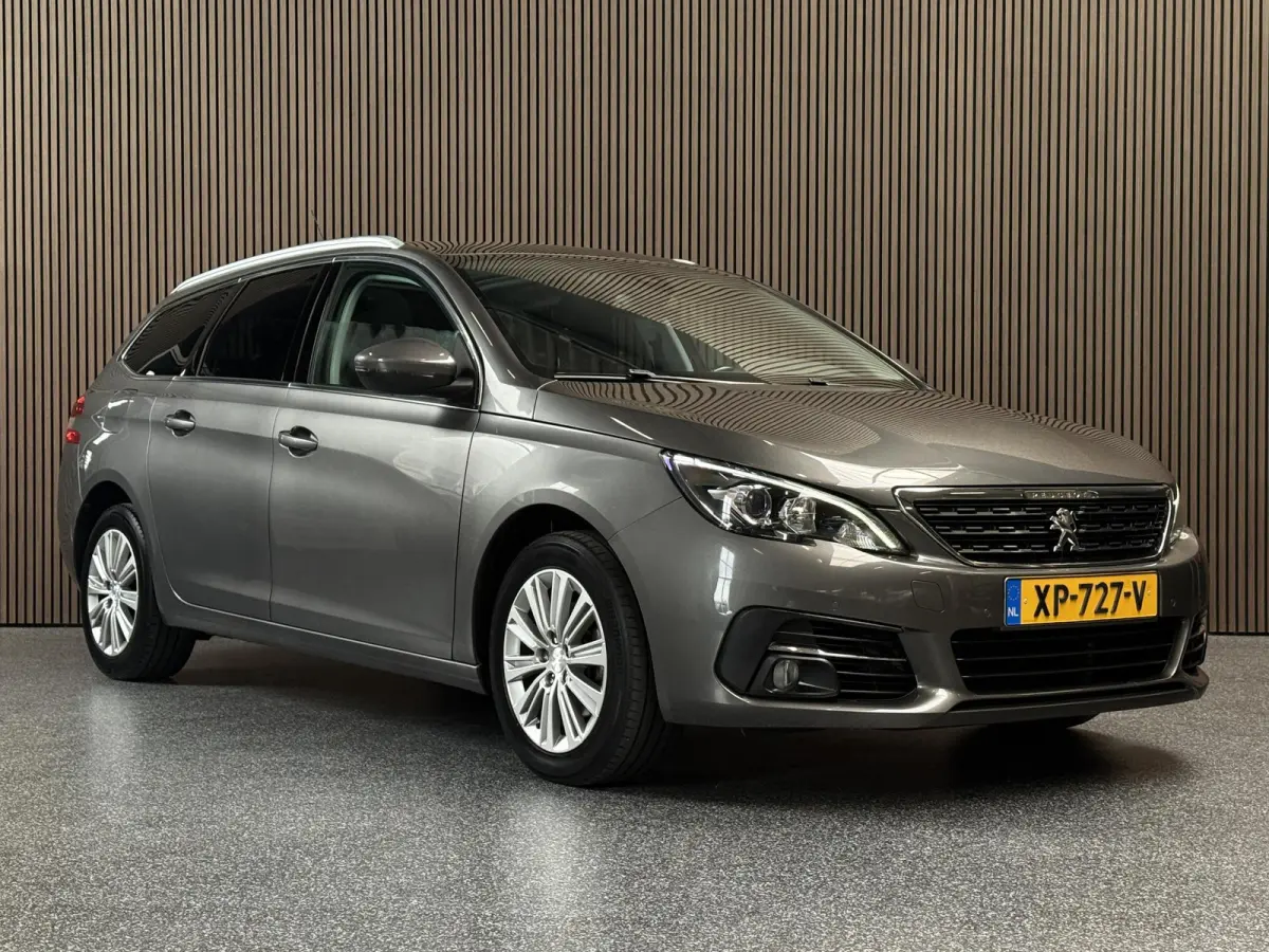 1.2 PureTech Allure | Automaat | Panorama | Nieuwe riem