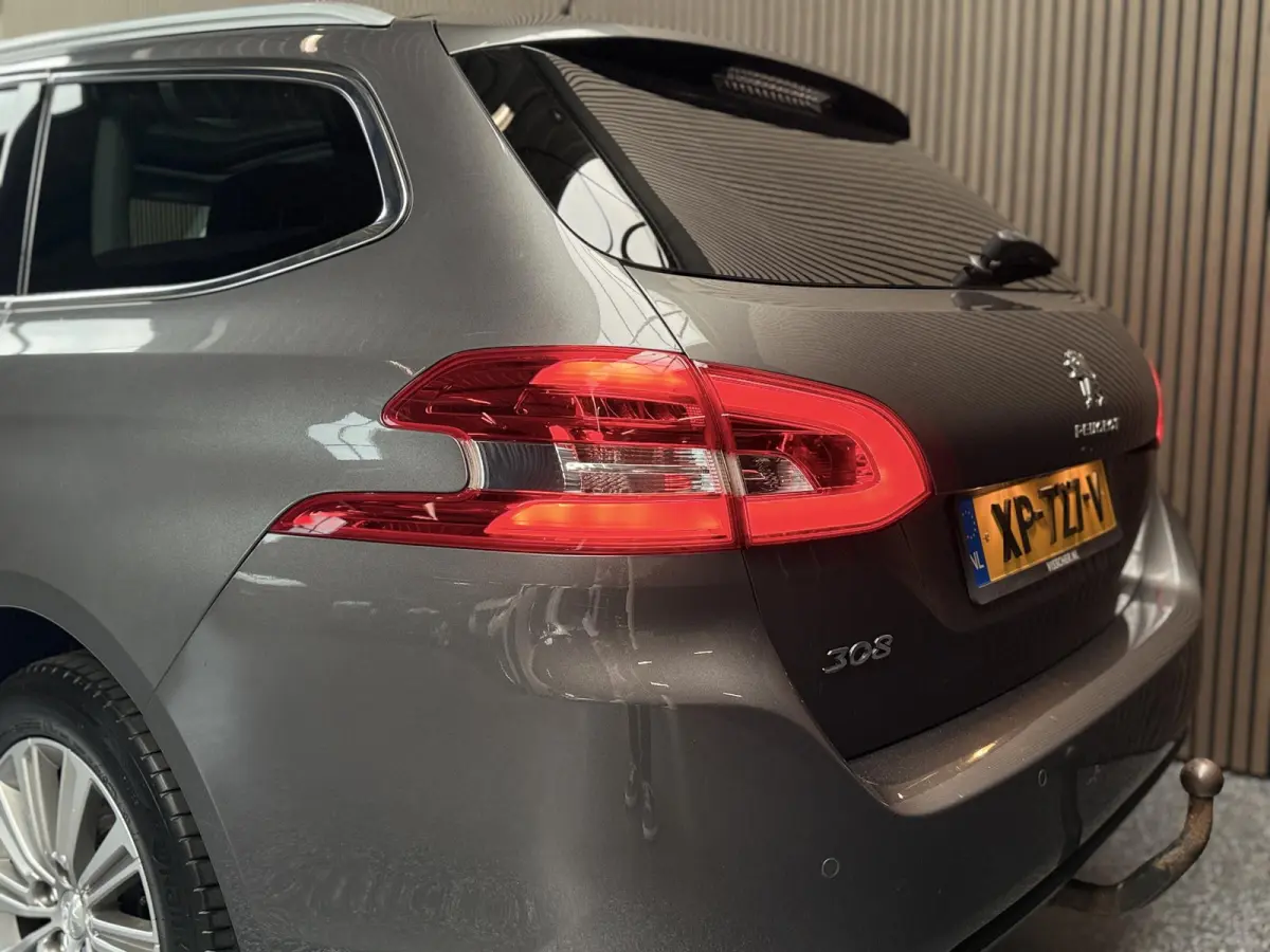 1.2 PureTech Allure | Automaat | Panorama | Nieuwe riem