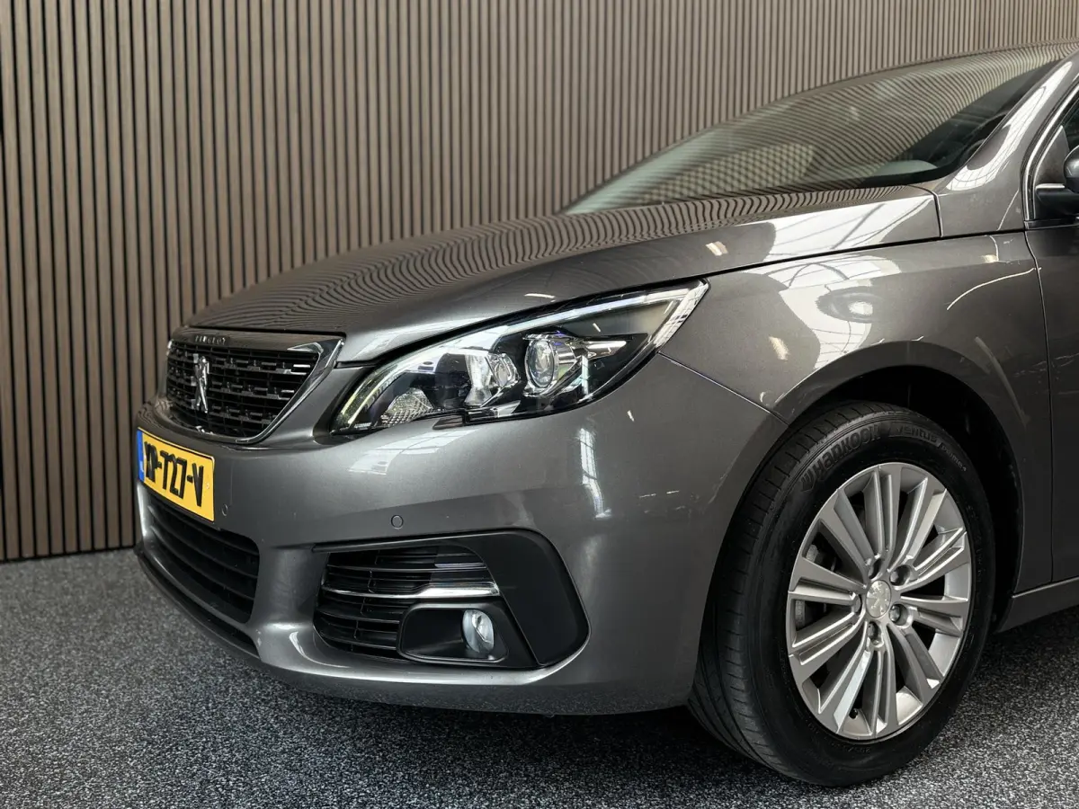 1.2 PureTech Allure | Automaat | Panorama | Nieuwe riem
