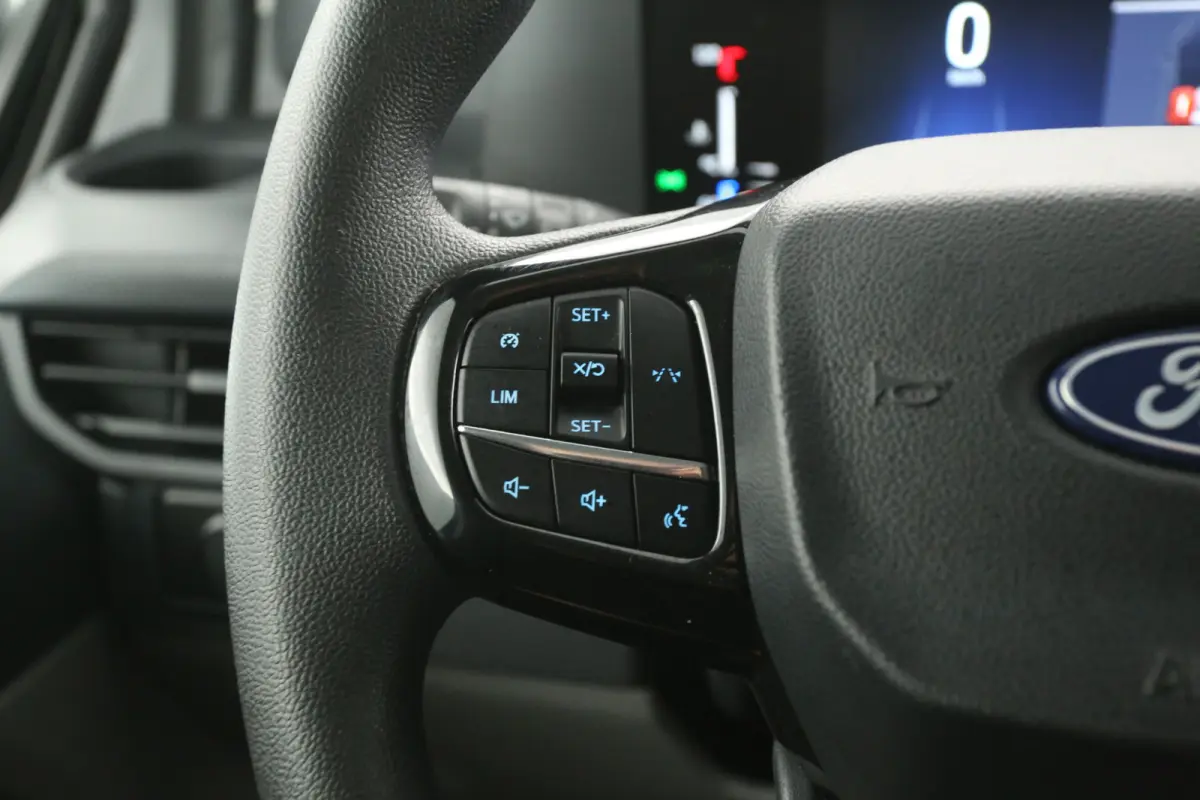 2.0 TDCI L1H1 | Airco | Camera | Cruise | 3 Zits | Virtual | Carplay | Parkeersens. | LED