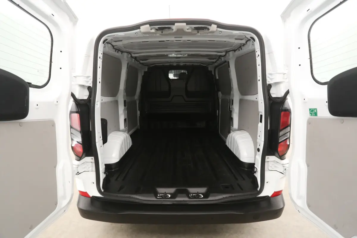 2.0 TDCI L1H1 | Airco | Camera | Cruise | 3 Zits | Virtual | Carplay | Parkeersens. | LED
