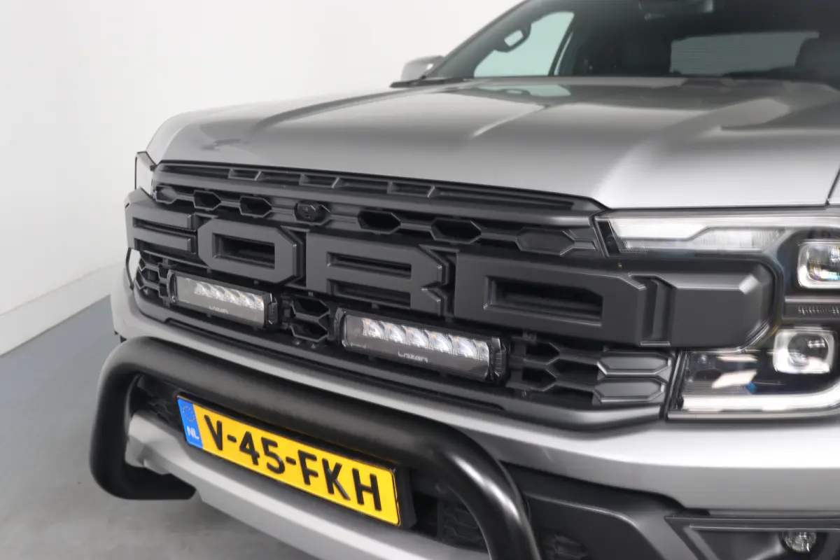 3.0 EcoBoost Raptor | Dealer Onderhouden! | Target Blu Eye | 360 Camera | Trekhaak | Bullbar | B&O Audio | Keyless | Adaptive Cruise | Matrix LED | Stoelverwarming