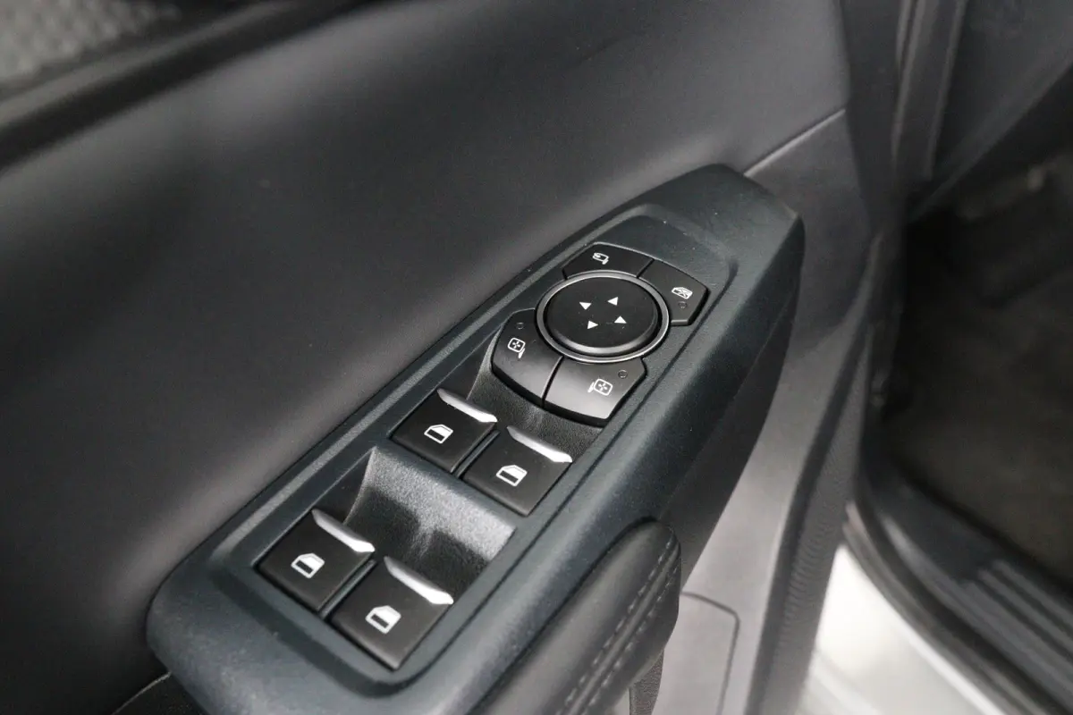 3.0 EcoBoost Raptor | Dealer Onderhouden! | Target Blu Eye | 360 Camera | Trekhaak | Bullbar | B&O Audio | Keyless | Adaptive Cruise | Matrix LED | Stoelverwarming