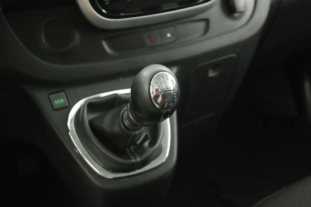1.6 dCi T29 L2H1 | Marge | DC | 6 Zits | Airco | Camera | Cruise | Navi | Trekhaak | Parkeersens.