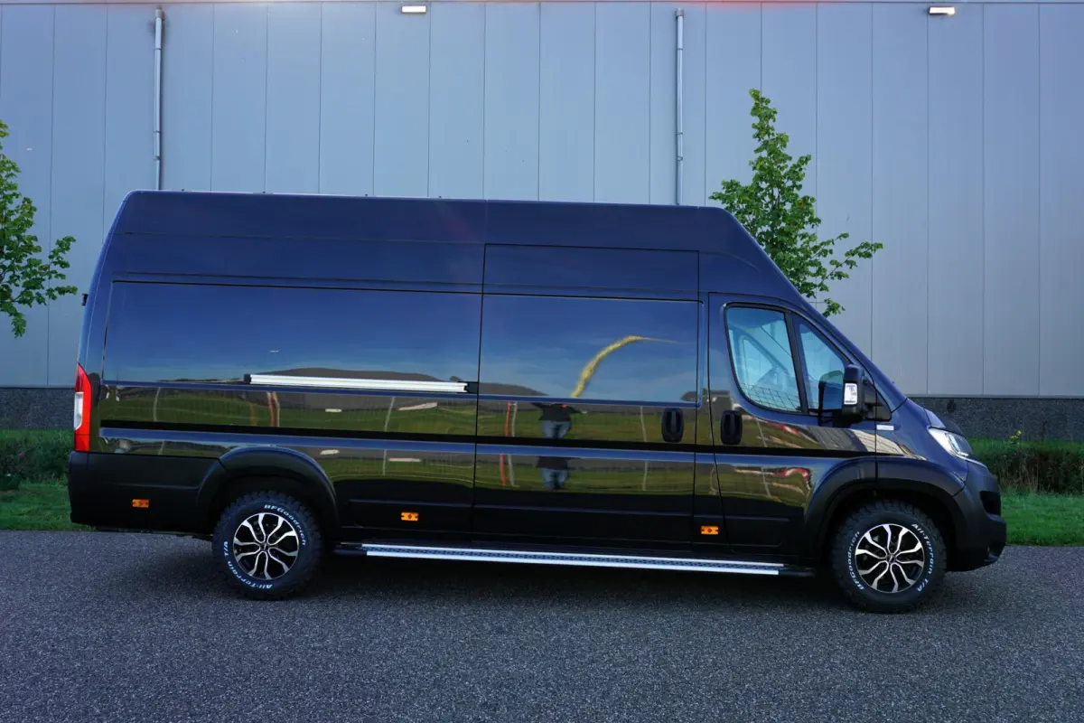 2.2 BlueHDi 165 L4H3 3.5t in Topstaat |Standkachel |Trekhaak |Climate control |Cruise |Navi |Carplay |Achteruitrijcamera |EURO6D |1e eigenaar |Metallic