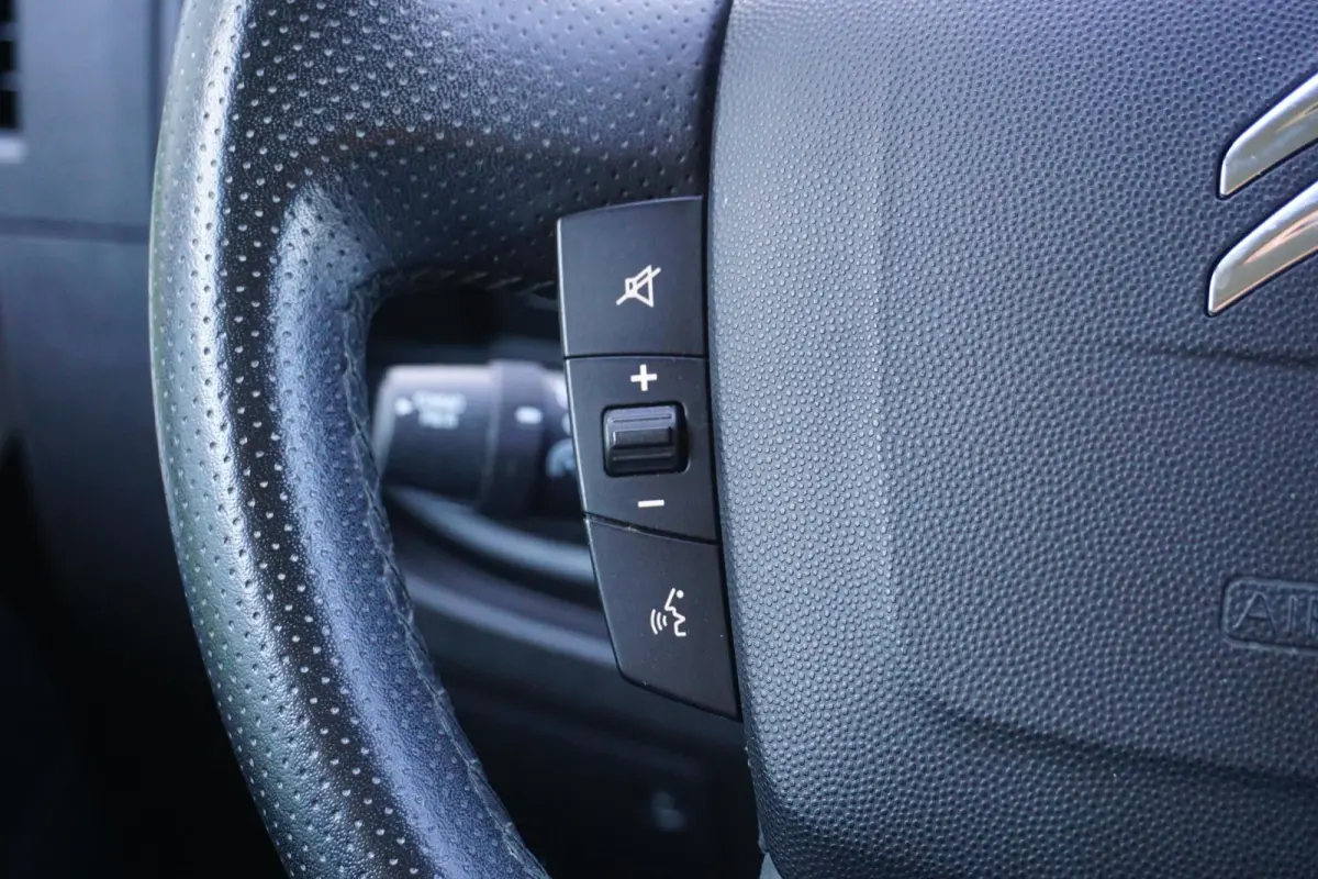 2.2 BlueHDi 165 L4H3 3.5t in Topstaat |Standkachel |Trekhaak |Climate control |Cruise |Navi |Carplay |Achteruitrijcamera |EURO6D |1e eigenaar |Metallic